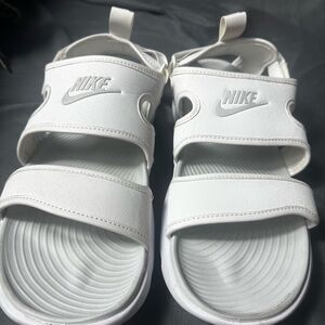 Nike Kids White Strap Sandals